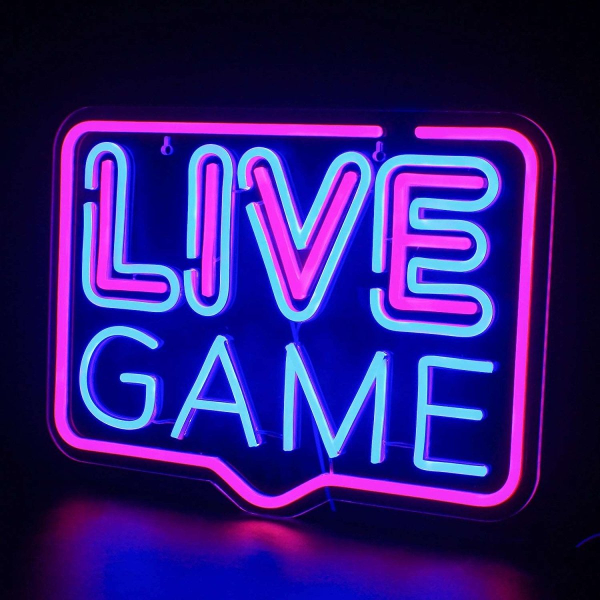 "LIVE GAME" NEON SIGN - Light Your Way