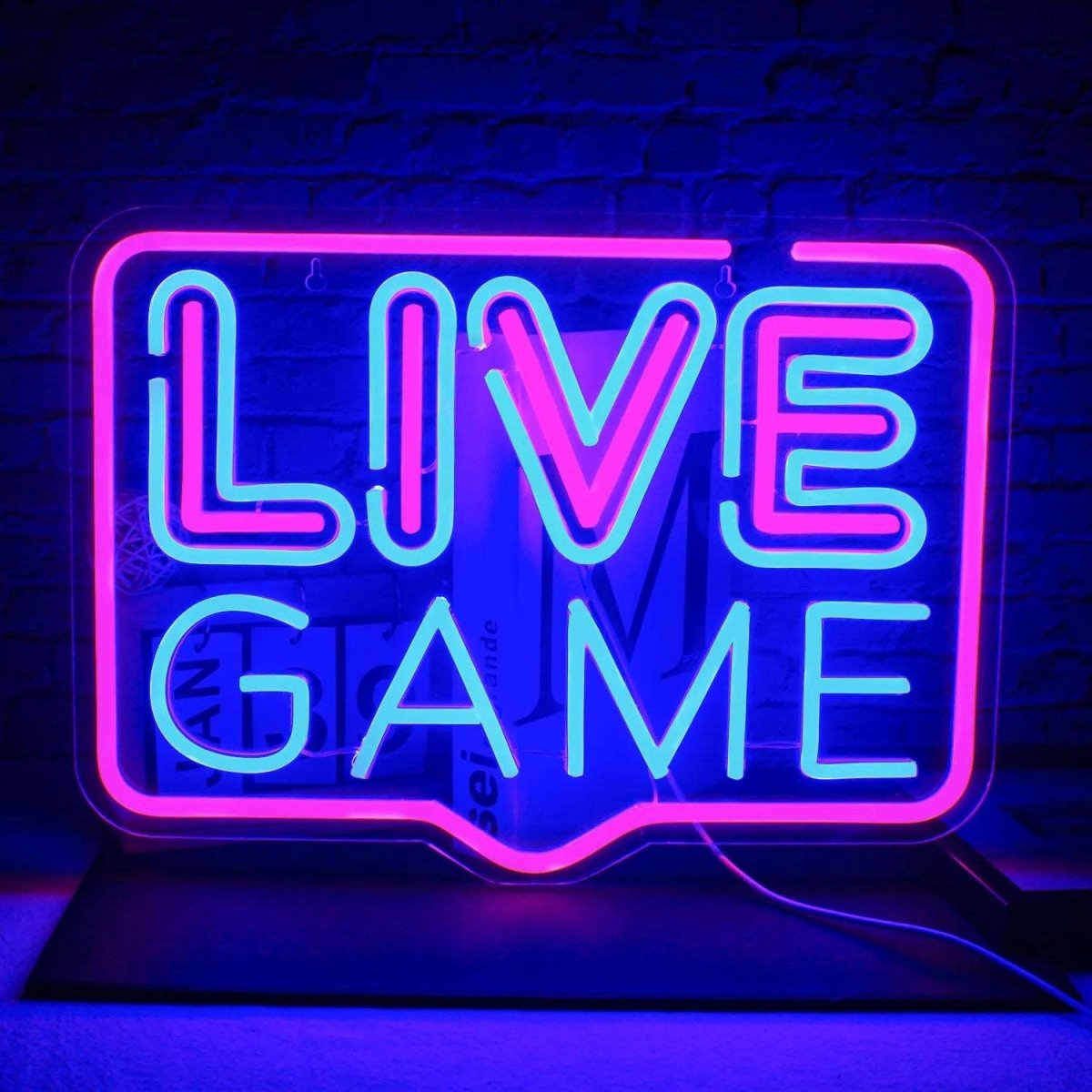 "LIVE GAME" NEON SIGN - Light Your Way