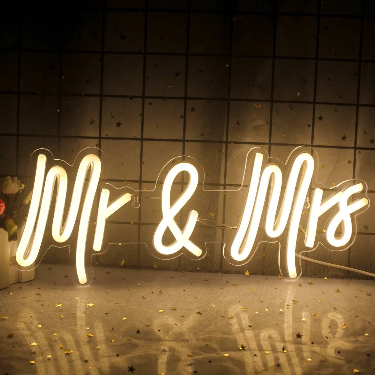 "MR & MRS" NEON SIGN - Light Your Way