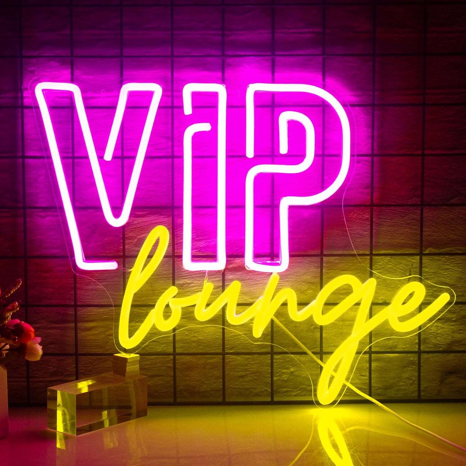 "VIP LOUNGE" NEON SIGN PINK/YELLOW