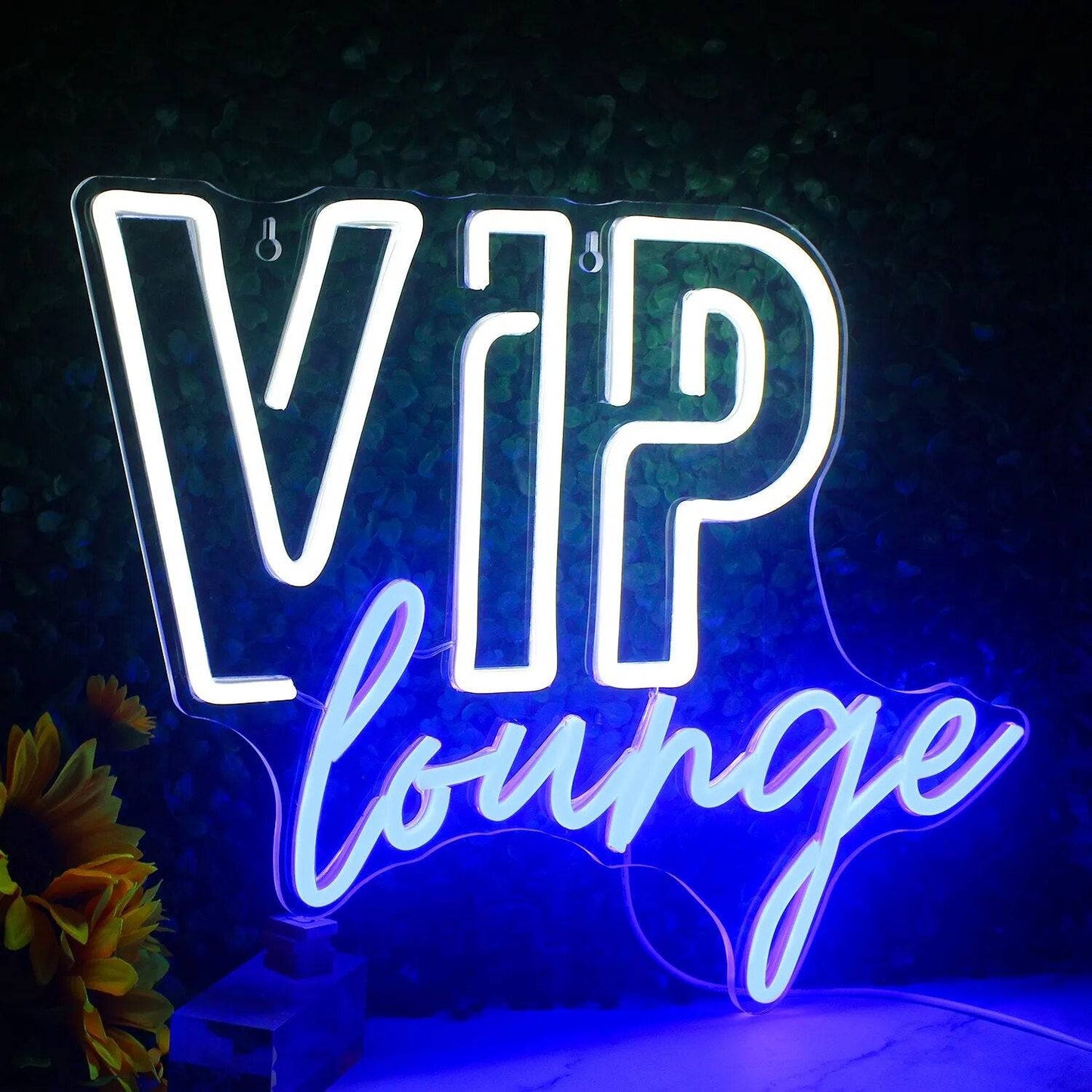 "VIP LOUNGE" NEON SIGN WHITE/BLUE